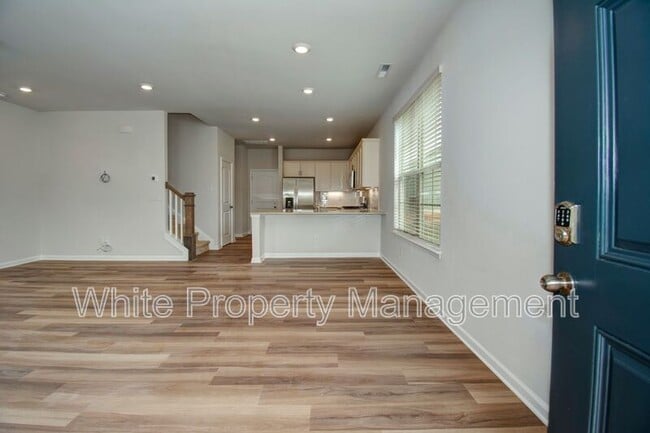 Building Photo - 3130 Glenn Hope Wy