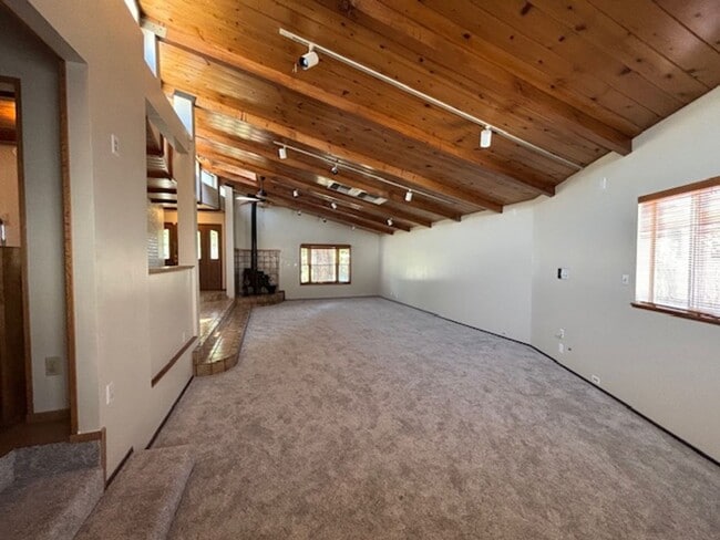 Building Photo - Colusa 3 Bedroom Home Available