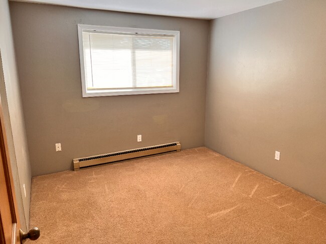 Building Photo - 117 E Euclid Ave