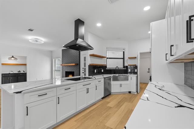 Building Photo - 5742 Ledgestone Dr