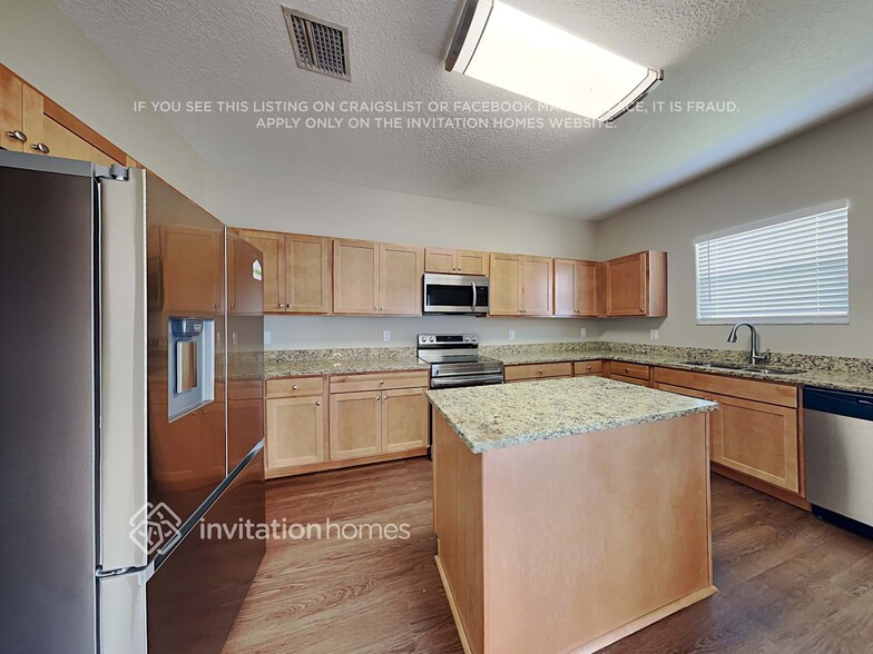 Building Photo - 4628 Hickory Stream Ln