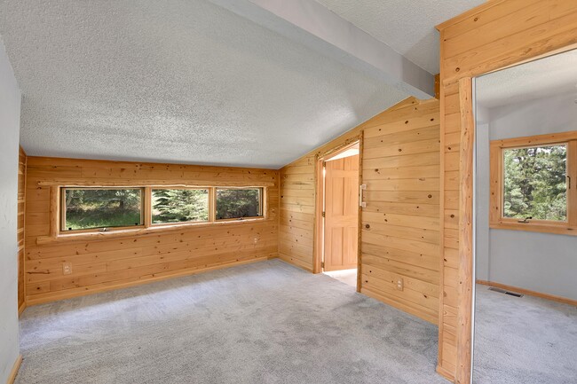 Building Photo - 6326 S Brook Forest Rd