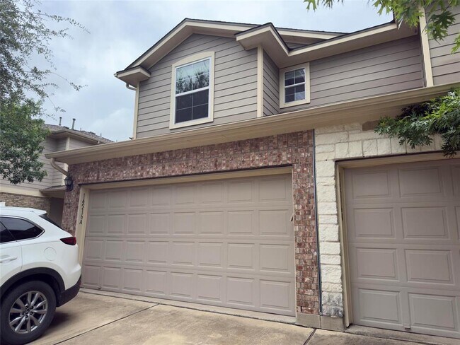 Primary Photo - 14516 Charles Dickens Dr