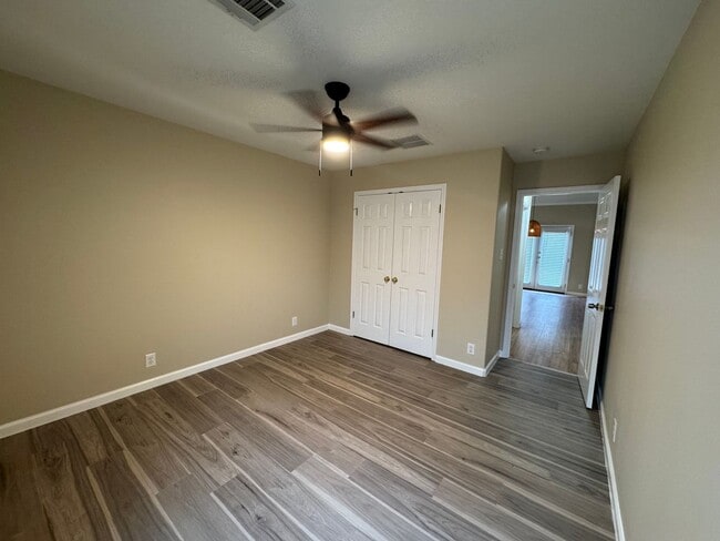 Building Photo - 20502 Wild Springs Dr
