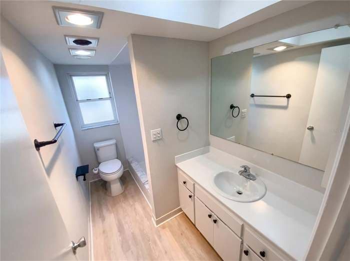 Building Photo - 408 Ocean Ct