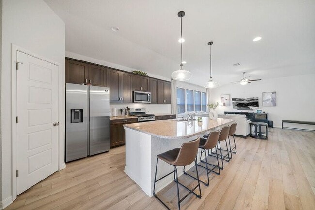 Building Photo - 12927 Maridell Park