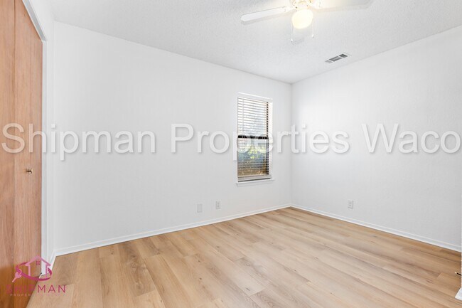 Building Photo - 1303 Chapel Creek Rd