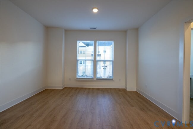 Building Photo - 15338 Oasis Sun Wy