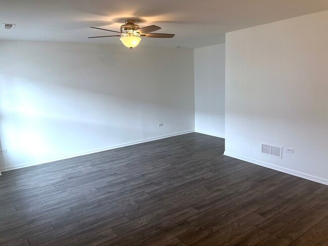 Building Photo - 4221 Chelsea Mnr Cir