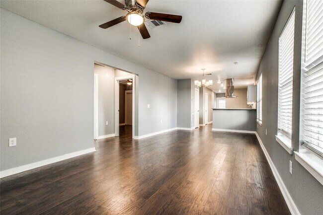 Building Photo - 1212 Hamblen St