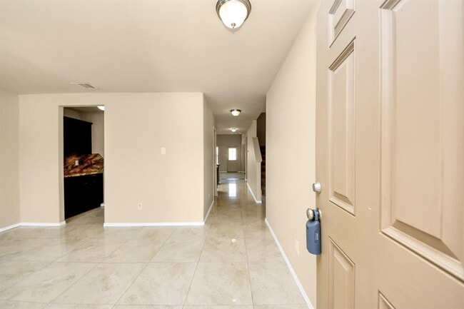 Building Photo - 2043 Naplechase Crest Dr
