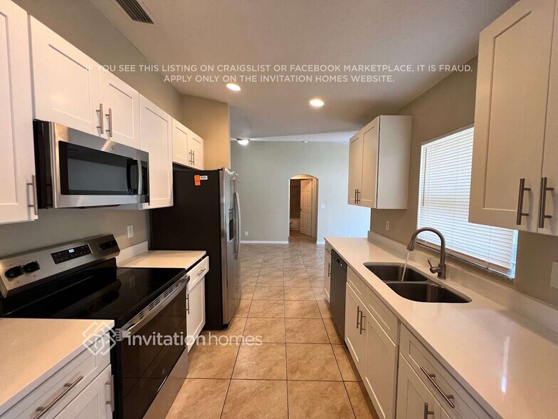 Building Photo - 2009 SW Fears Ave