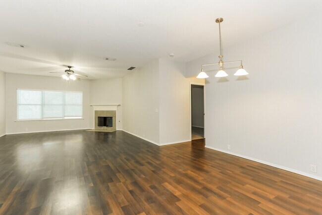 Building Photo - 8433 Asheville Ln