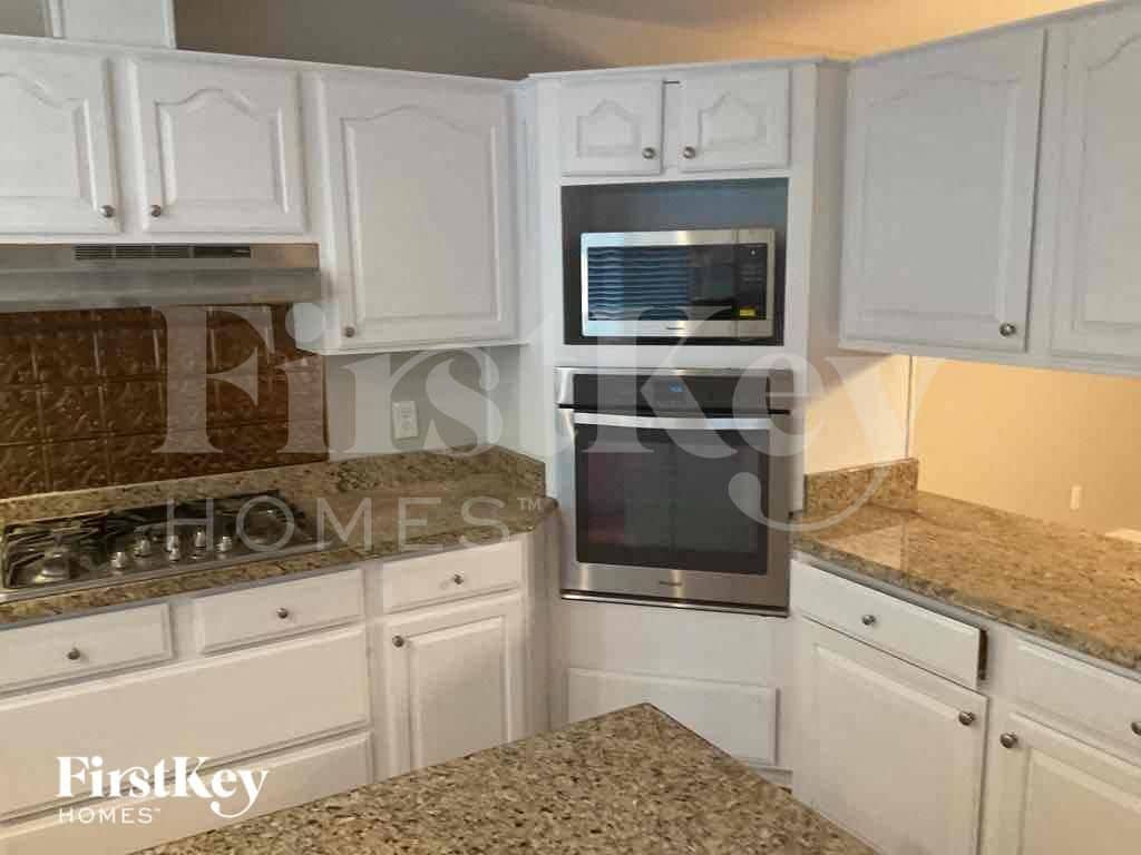 Building Photo - 4845 W Las Palmaritas Dr