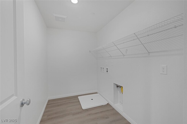 Building Photo - 2731 Luzzi Walk