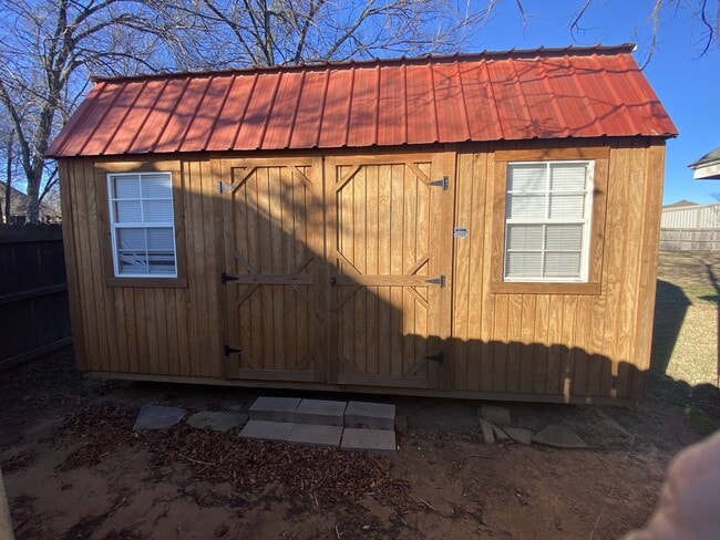 Building Photo - 6012 Remington N Cir