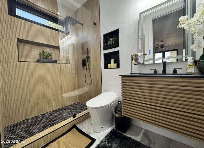 Building Photo - 7635 S Ash Ave