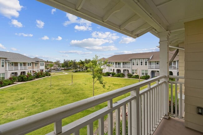 Building Photo - Modern Island Living | AC, W/D, Garage, Wo...