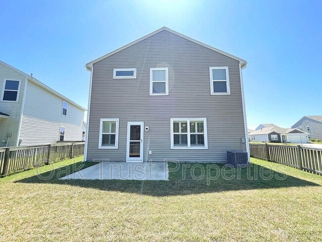 Building Photo - 4830 Hawkins Dr