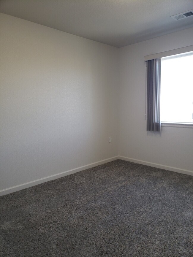 Building Photo - 3501 Storey Blvd