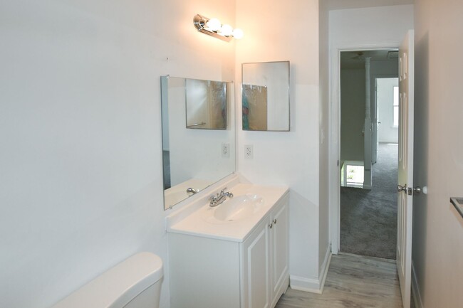 Building Photo - 3BR/1.5BA Home – Great Norfolk Location!