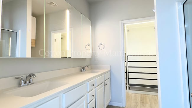 Building Photo - 3BR/2.5BA Townhome in Ogden - The Reserve at West Bay - $2,100/month - No Pets!