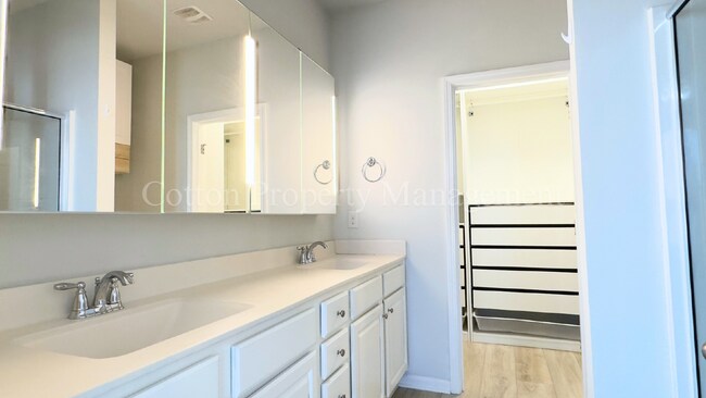 Building Photo - 3BR/2.5BA Townhome in Ogden - The Reserve at West Bay - $2,250/month - No Pets! MOVE IN SPEACIAL ...