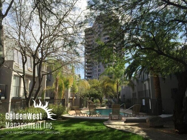 Building Photo - Fantastic 1Bdm 1Ba Midtown Condo Near Ligh...