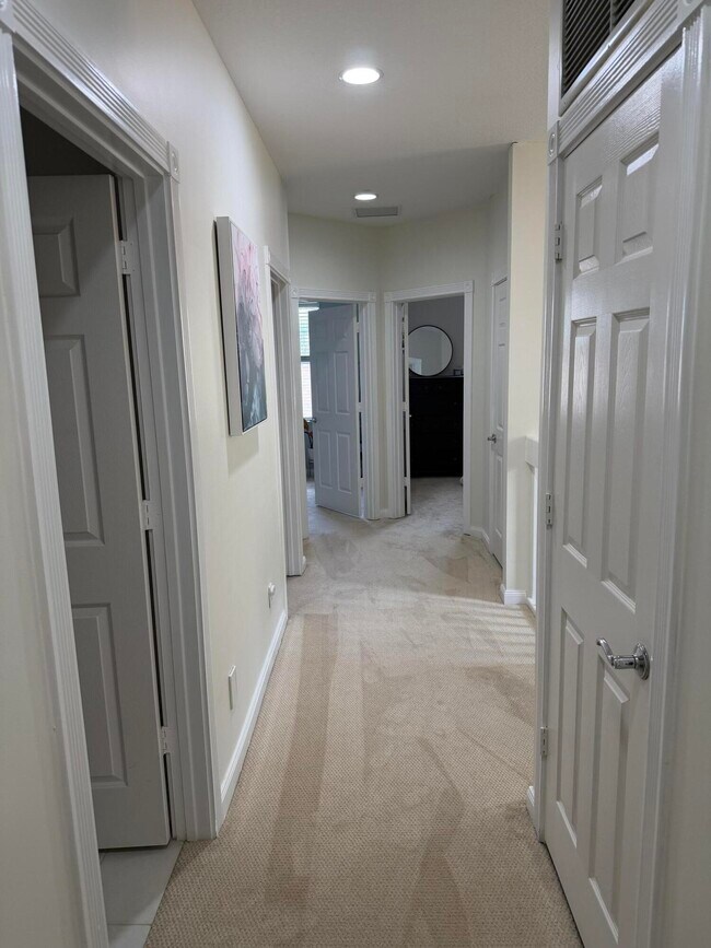 Building Photo - 223 Soriano Dr