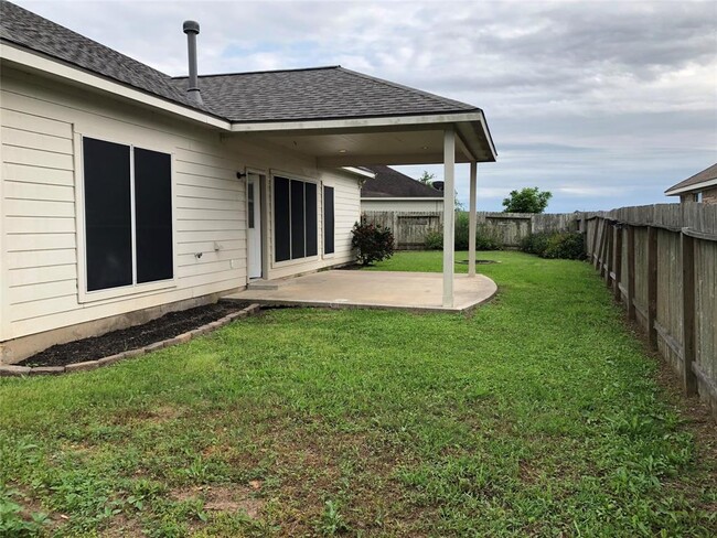 Building Photo - 311 Arbor Green Ln