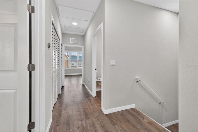 Building Photo - 4362 Tyler Cir N