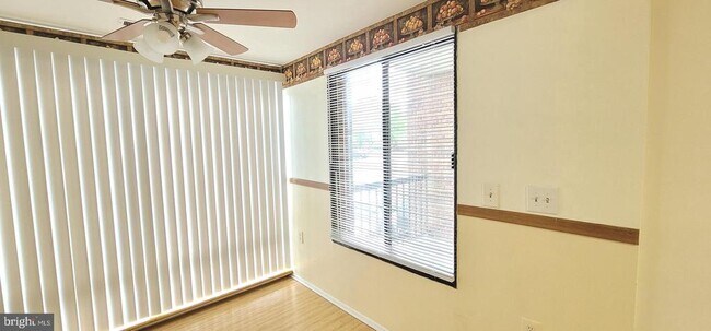 Building Photo - 18010 Chalet Dr