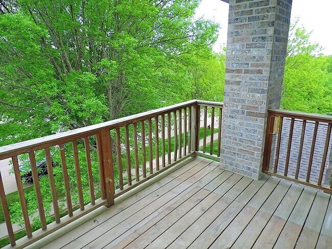 Building Photo - $1,300 | 2 Bedroom, 1 Bathroom Condo | No Pets* | Available for August 1st, 2026 Move In!