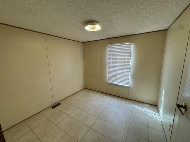 Building Photo - 7008 N C R 1500