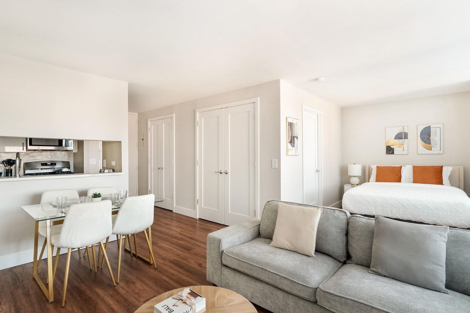 Building Photo - 179 E 94th St