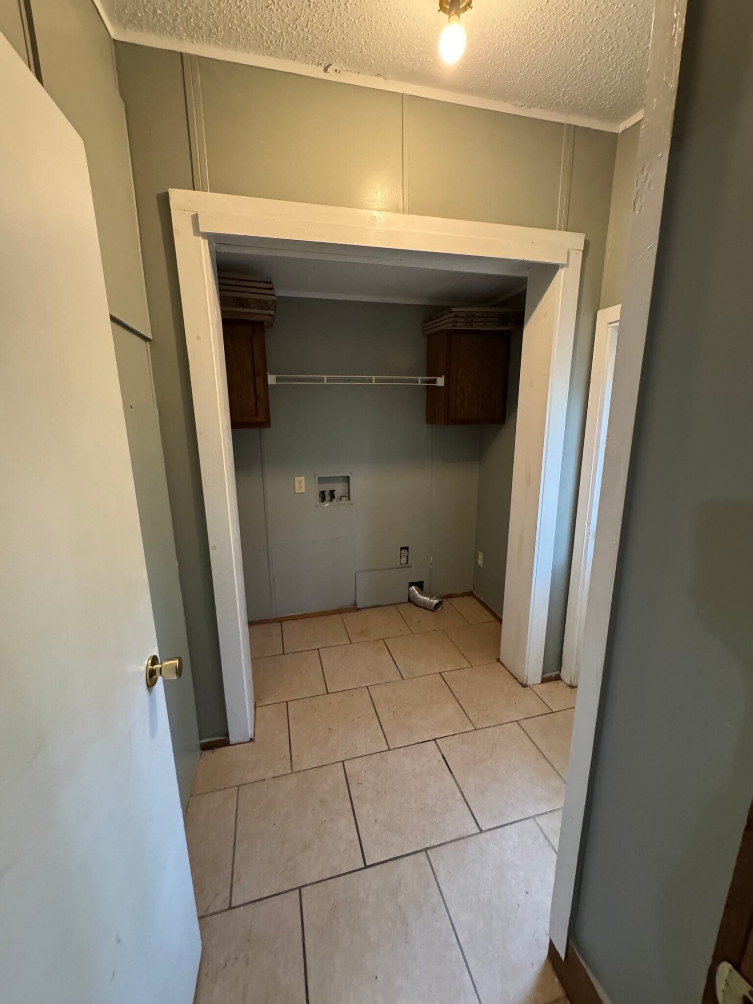 Building Photo - 286 Vestry Rd