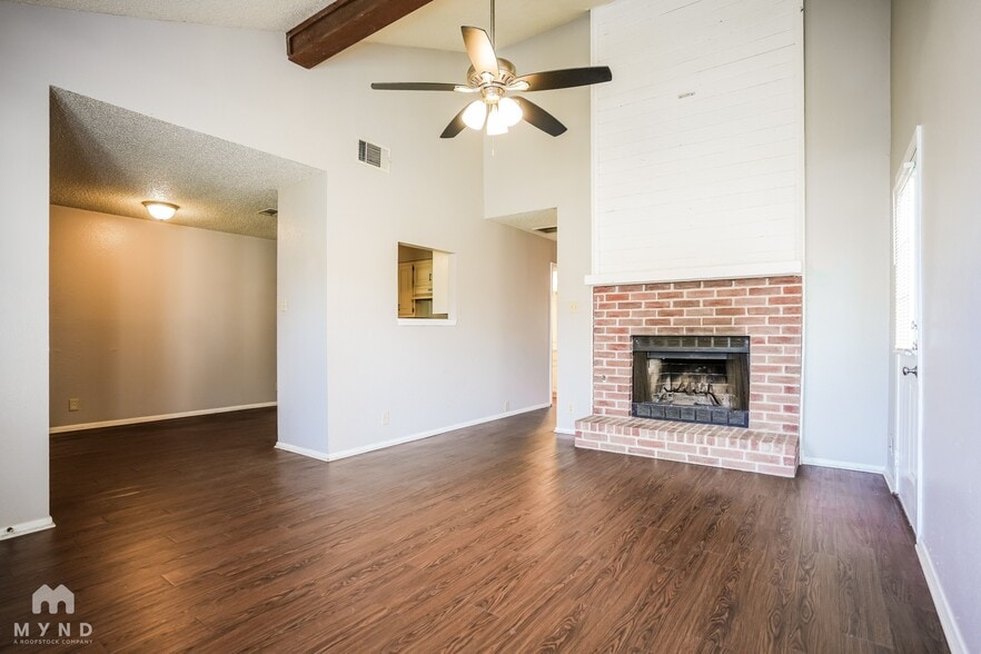 Building Photo - 12800 Tomanet Trail