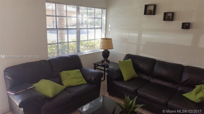 Building Photo - 7510 SW 152nd Ave