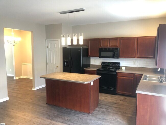 Building Photo - 225 Cambria Ct