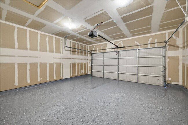 Building Photo - 31334 Gayle Prairie Oaks St