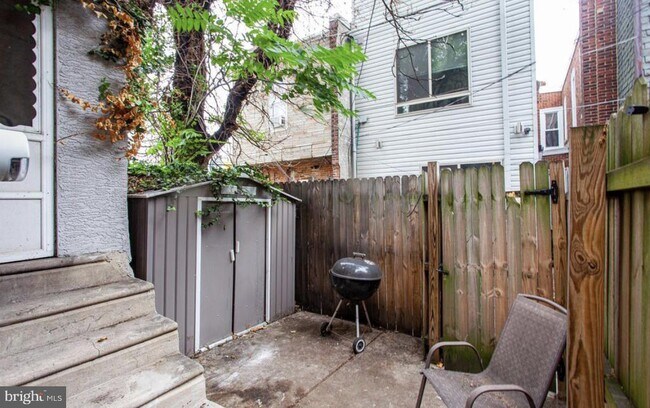 Building Photo - 29 S Fallon St
