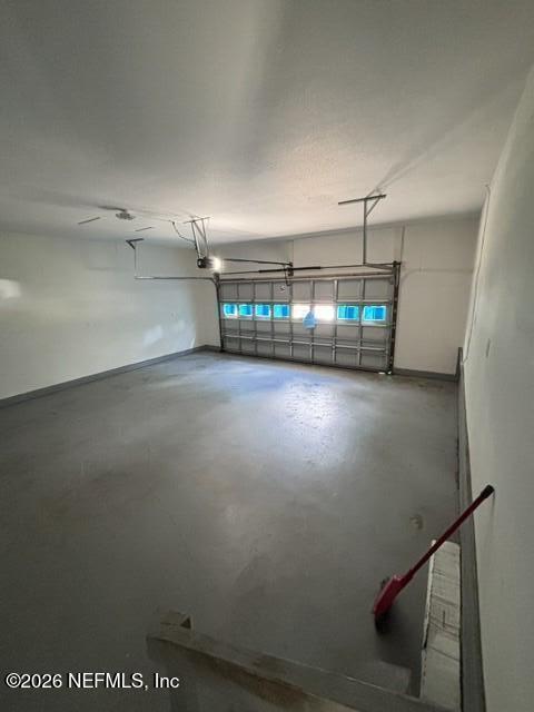 Building Photo - 409 SE 42 St