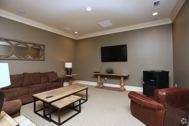 Interior Photo - Greystone Summit Forsyth