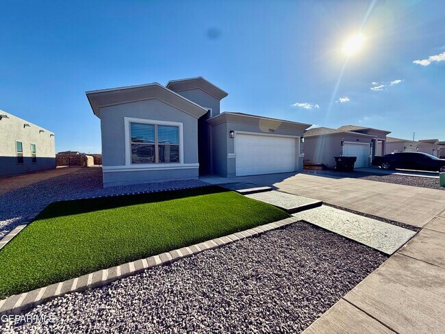 Building Photo - 15052 DESTINATION