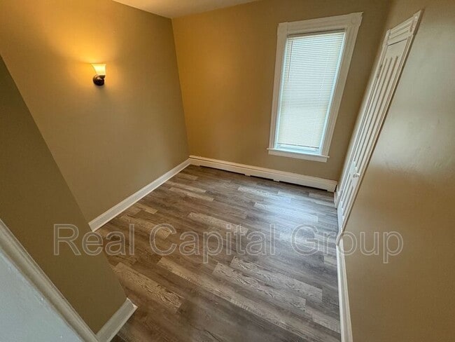 Building Photo - 708 Westover Pl