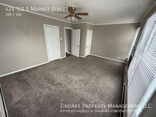Building Photo - 424 1/2 S Market Street-