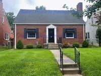 Building Photo - 215 McCready Ave