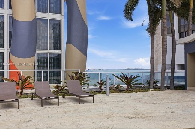 Building Photo - 50 Biscayne Blvd