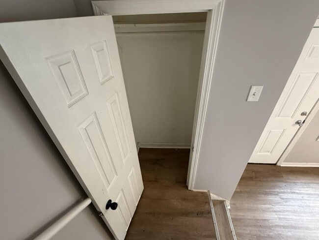 Building Photo - 3526-28 East 9th Avenue