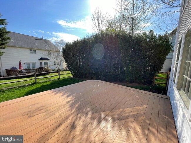 Building Photo - 9440 Flowerden Ln